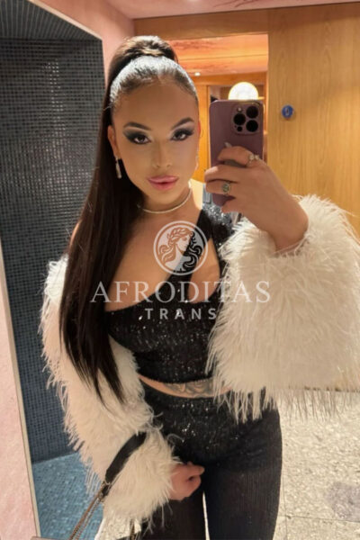 Rubí Masajista Travesti en Madrid